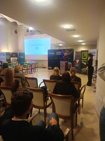 77147b77-3937-419b-b1af-e8d270f3b65a