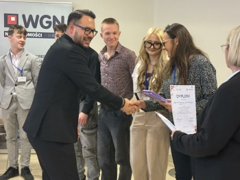 421b63d6-01c2-4c39-8538-3ab550b5c17f